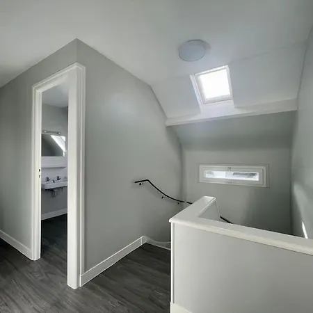 Horizon By Melrose Nyaraló