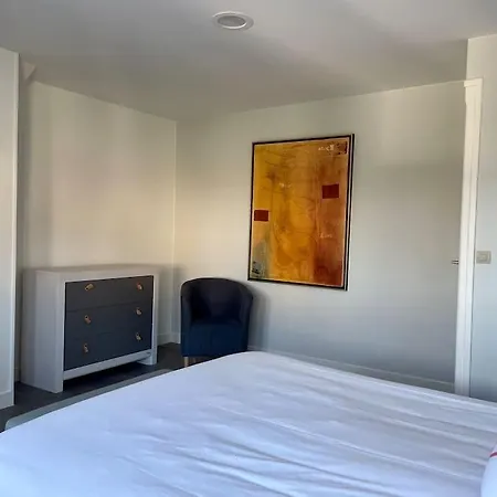 Horizon By Melrose Nyaraló Asnelles