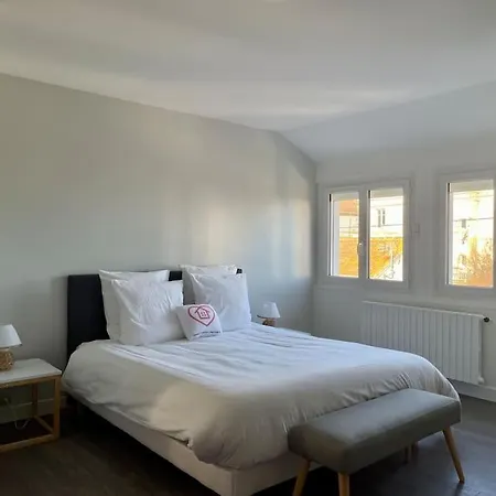 Horizon By Melrose *