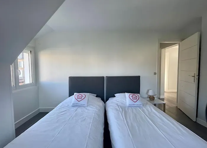 Horizon By Melrose *