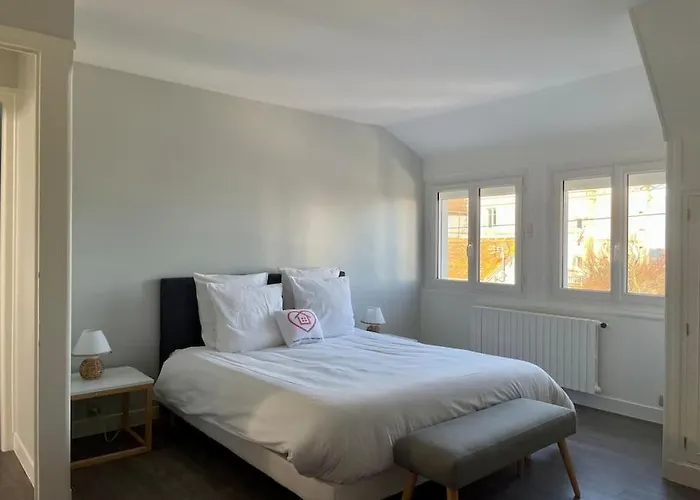 Horizon By Melrose *