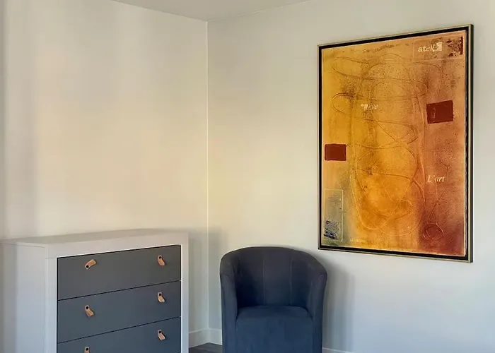 Horizon By Melrose *